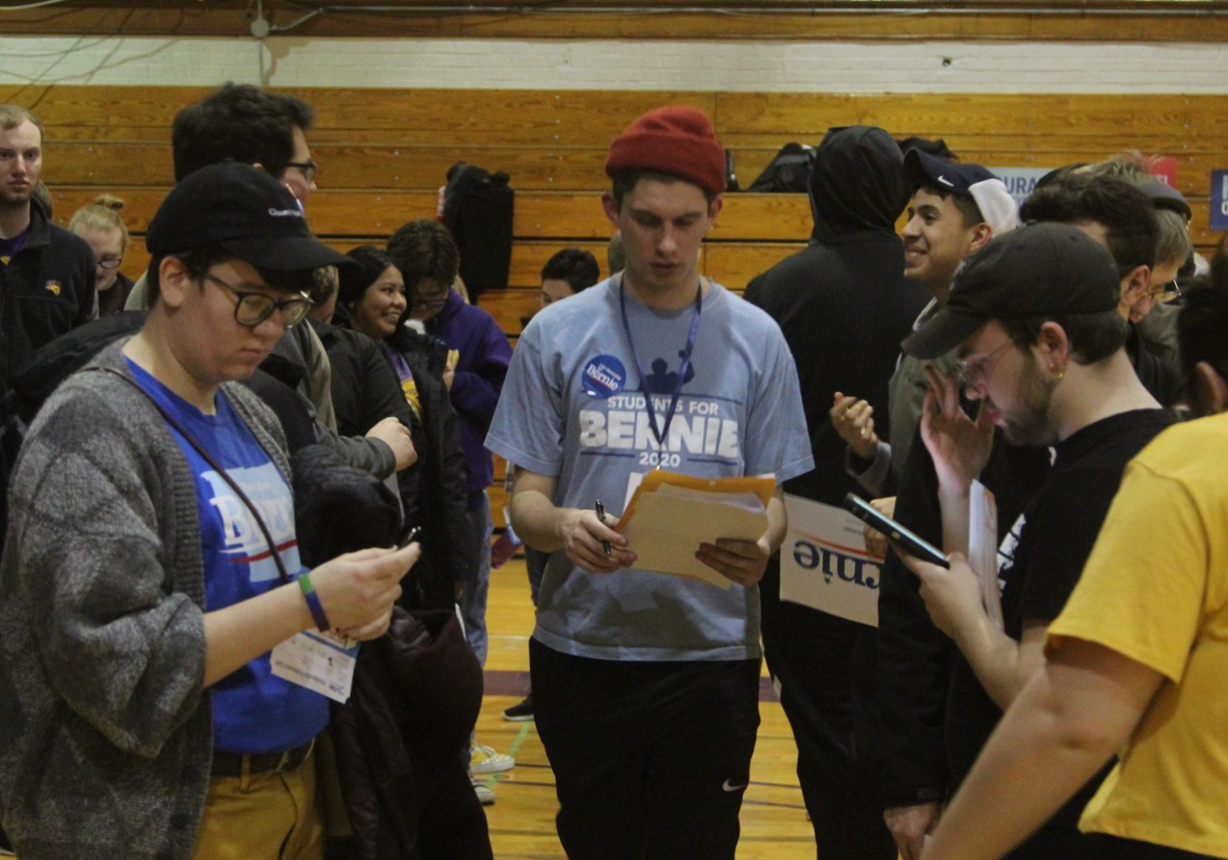 020320jr-caucus-uni-5